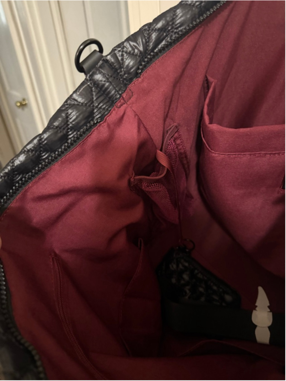 HeartLove by Charo Black Quilted Tote Bag w/Coin Pouch and Crossbody Strap NWT - Picture 5 of 11